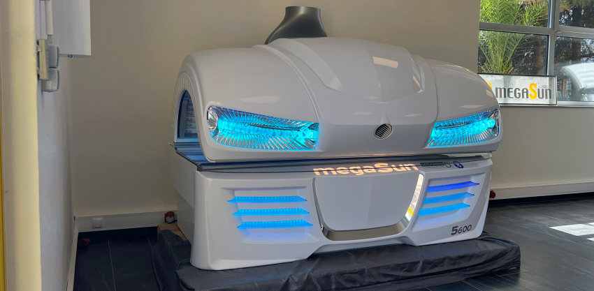 megaSun 5600 (NM) 1 megaSun 5600 (NM) 1